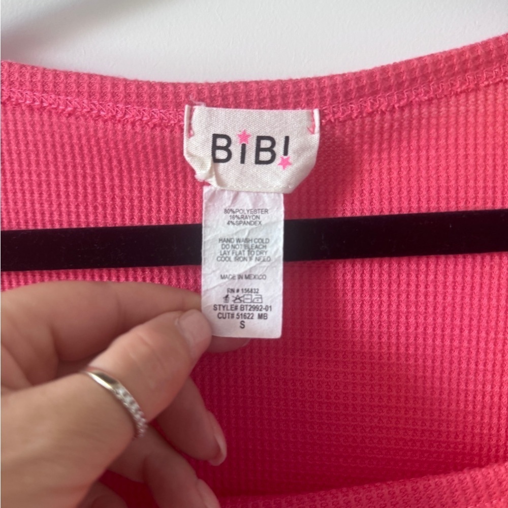 BiBi Pink Ruffle Sleeve Blouse Size Small - Picture 2 of 3